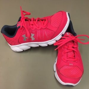 Under armor athletic shoes